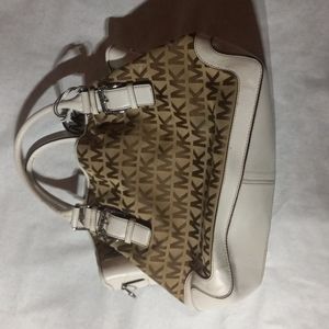 Micheal kors purse